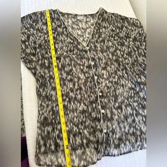 Converse‎ One Star Blouse Women's Medium Multicolor Sheer Flutter Sleeve V-Neck - Picture 11 of 14